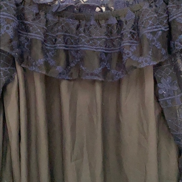 Parker Embroidered Off-The-Shoulder Top - Picture 5 of 9